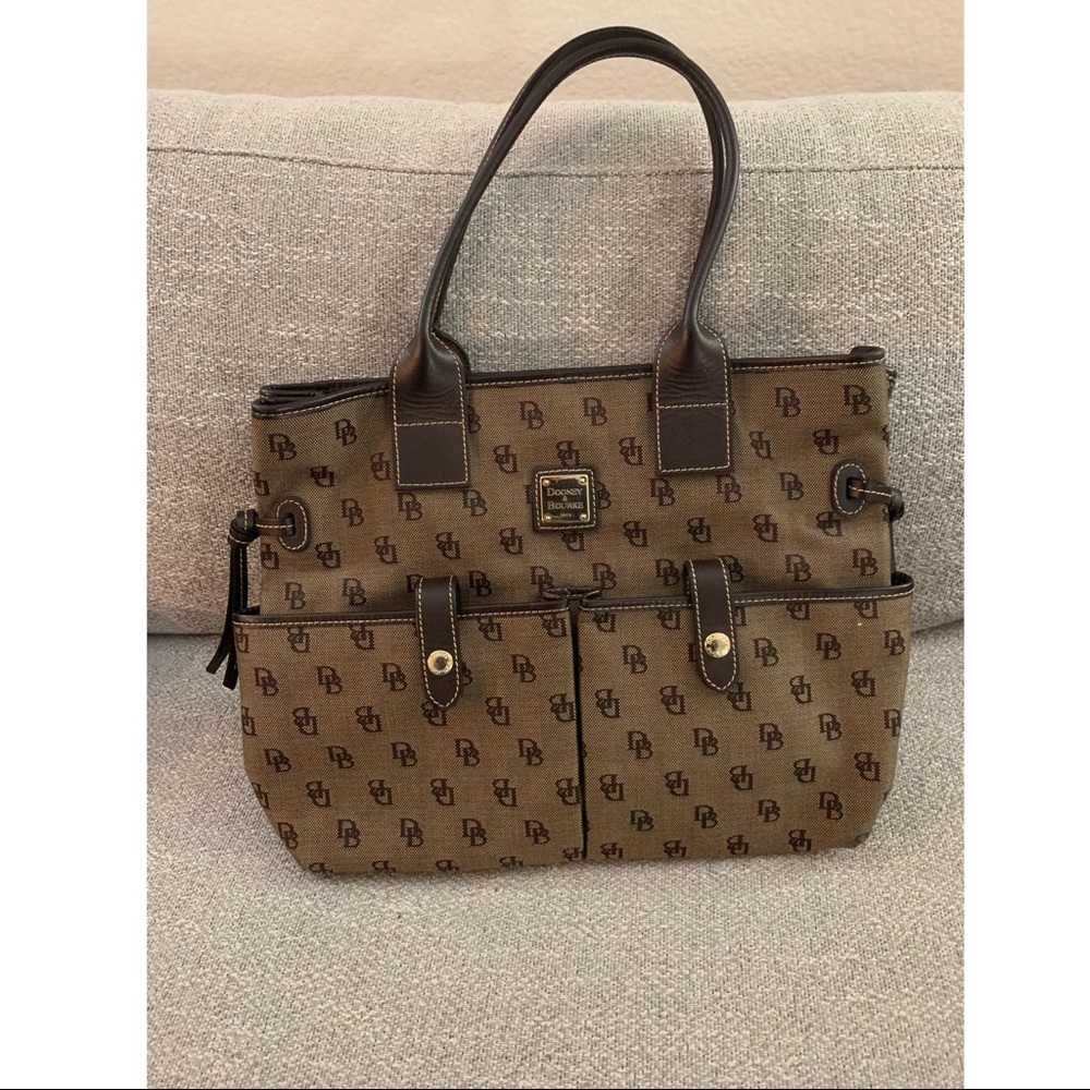 Dooney & Burke Shoulder bag